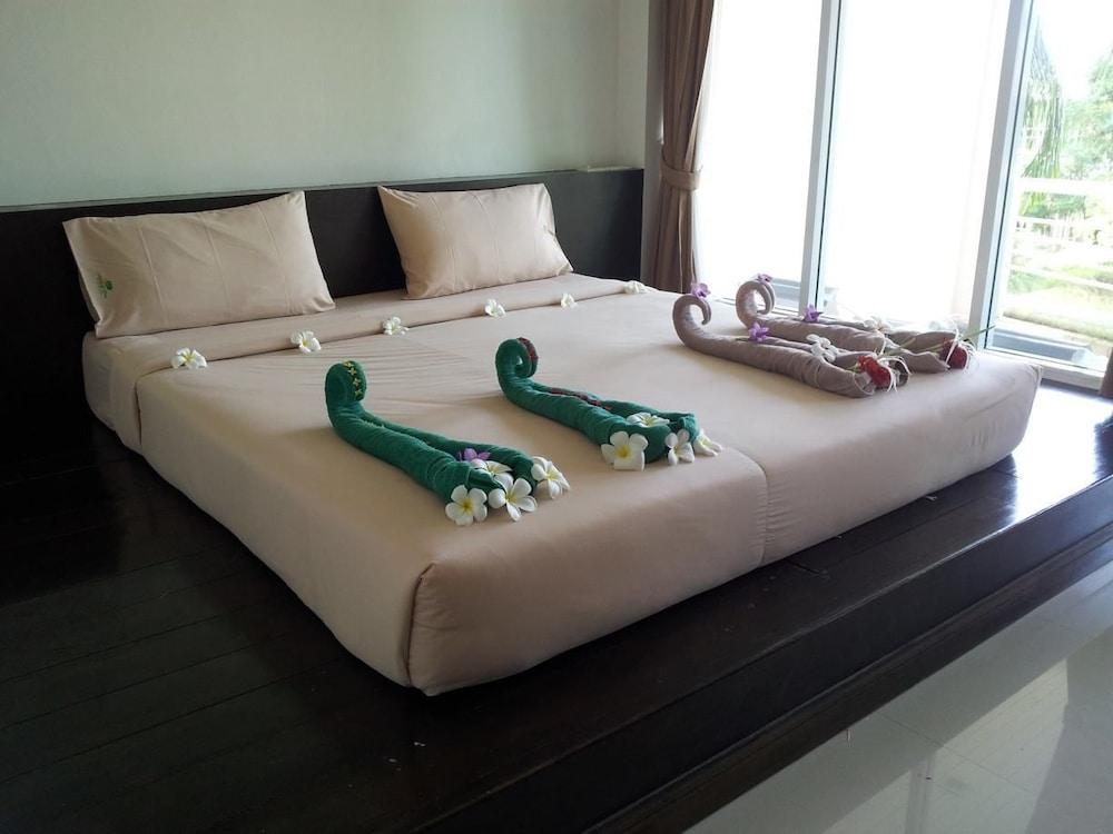 Makathanee Resort Koh Mak Extérieur photo